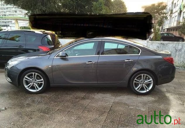 2009' Opel Insignia photo #3