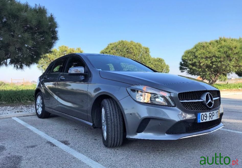 2016' Mercedes-Benz A-180 photo #4