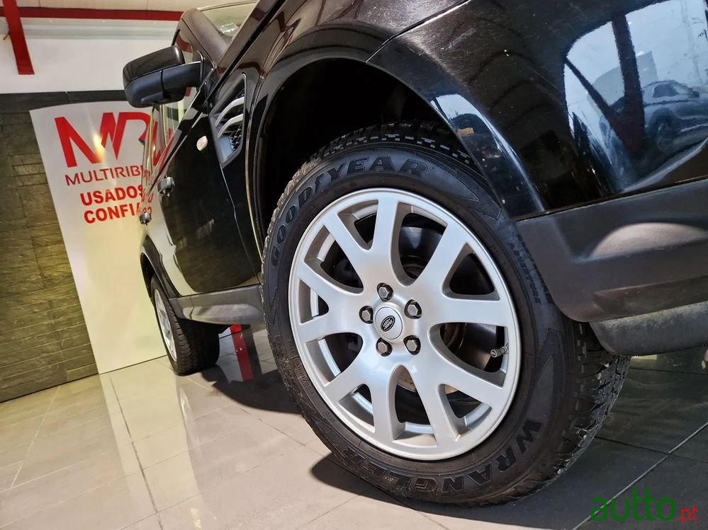 2011' Land Rover Range Rover Sport photo #4