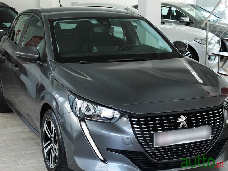 2020' Peugeot 208 photo #5