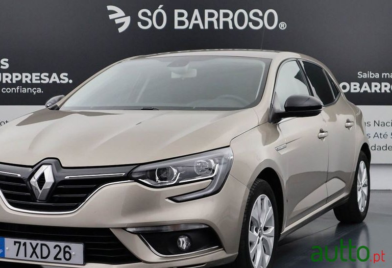 2019' Renault Megane photo #1