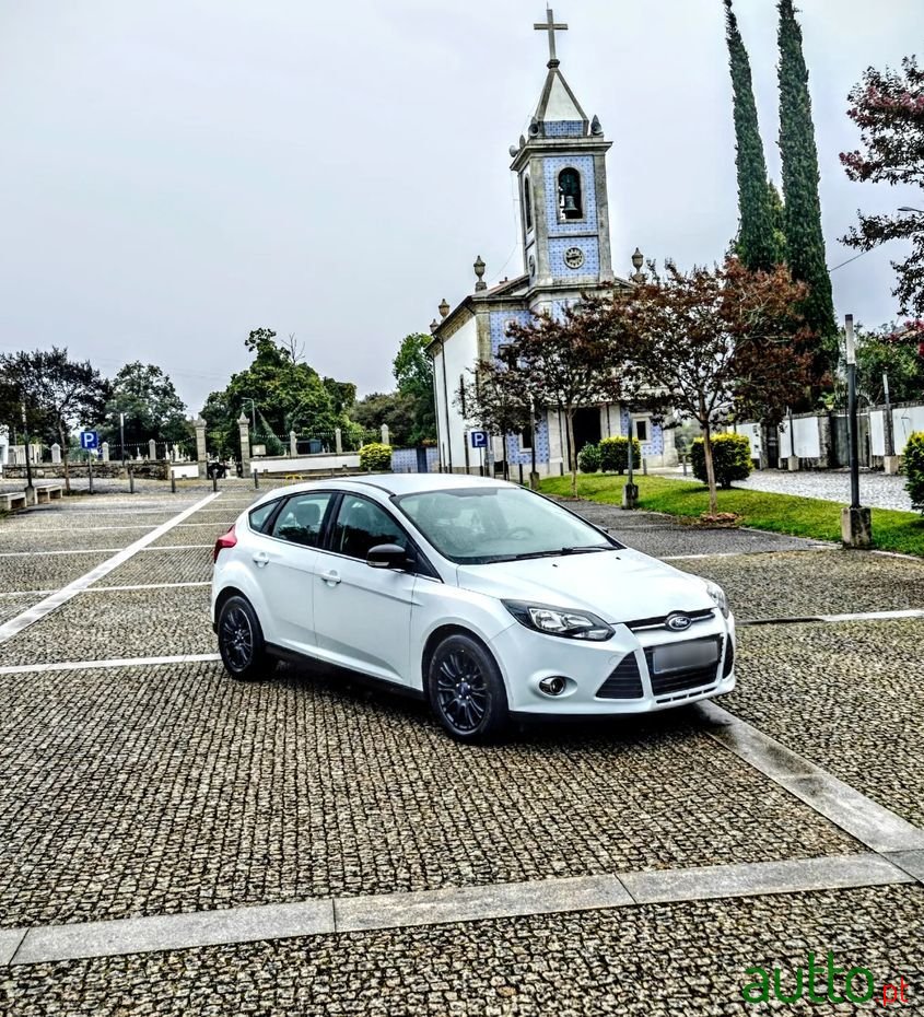 2015' Ford Focus photo #1