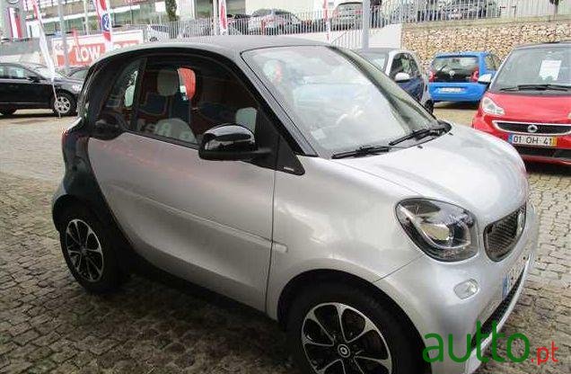 2015' Smart Fortwo 1.0 Passion 71 photo #1