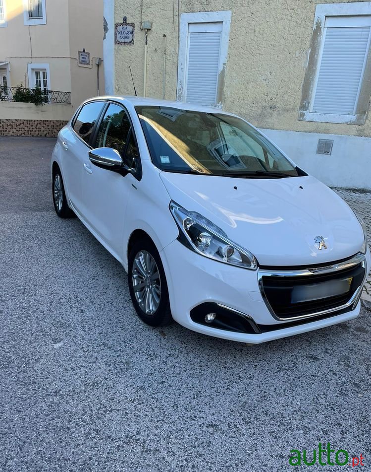 2017' Peugeot 208 photo #2