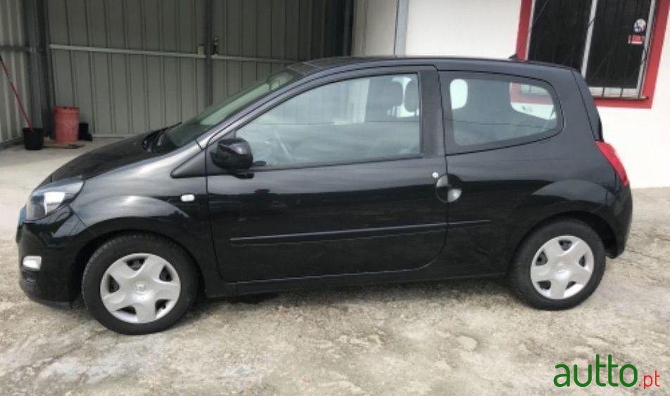 2012' Renault Twingo photo #3