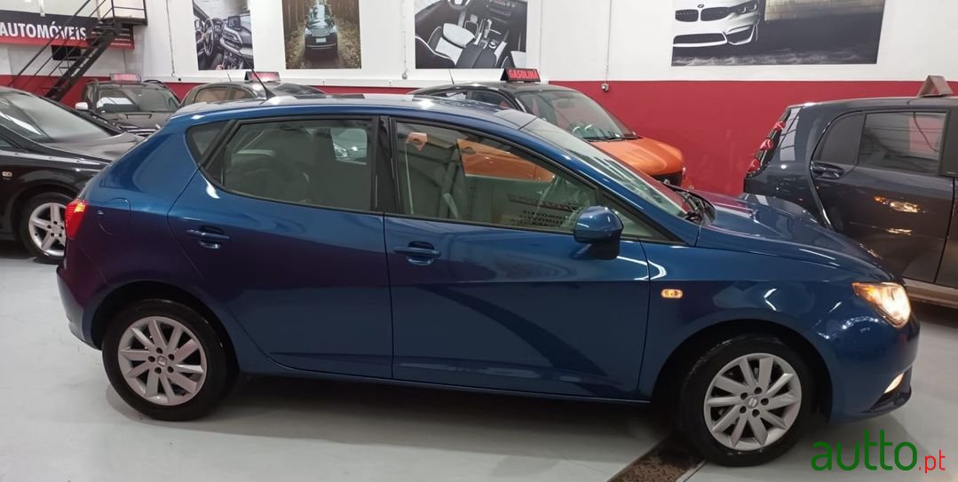 2013' SEAT Ibiza photo #5