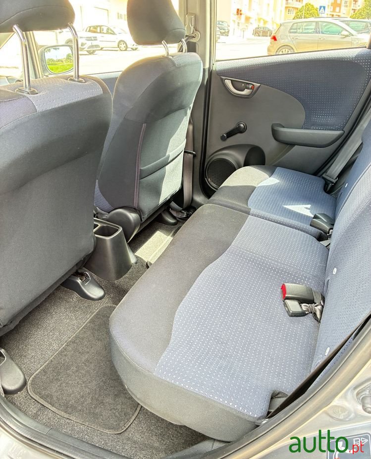 2009' Honda Jazz photo #4