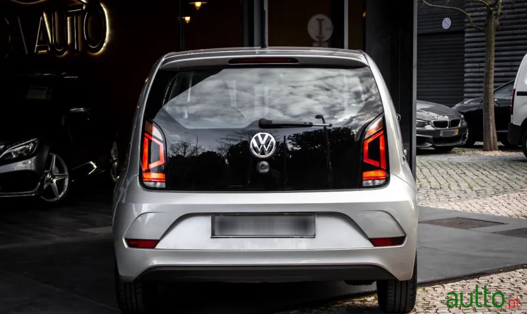 2018' Volkswagen Up photo #3