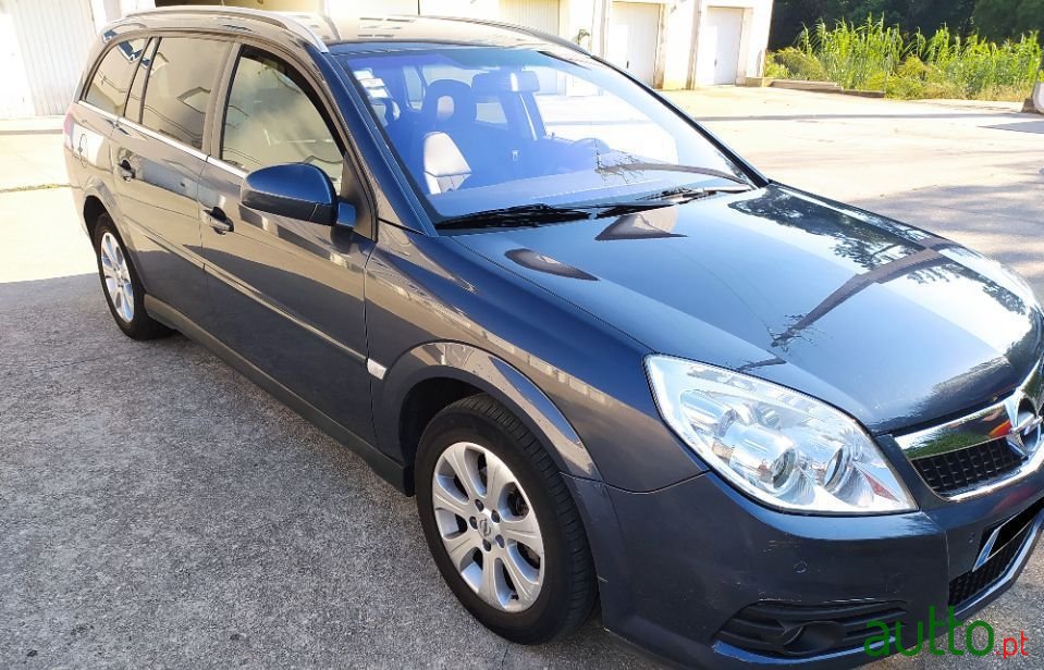 2007' Opel Vectra Caravan photo #3