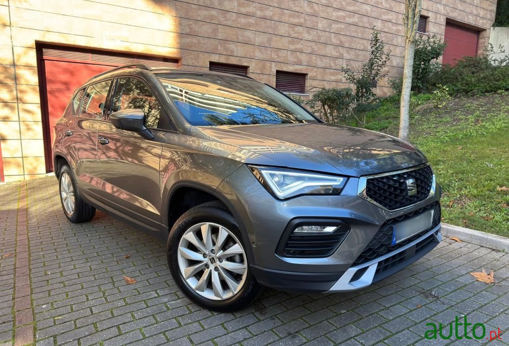 2023' SEAT Ateca 1.0 Tsi Style photo #1