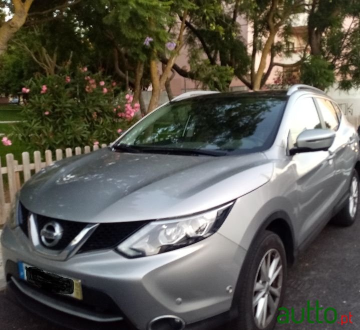 2015' Nissan Qashqai photo #2