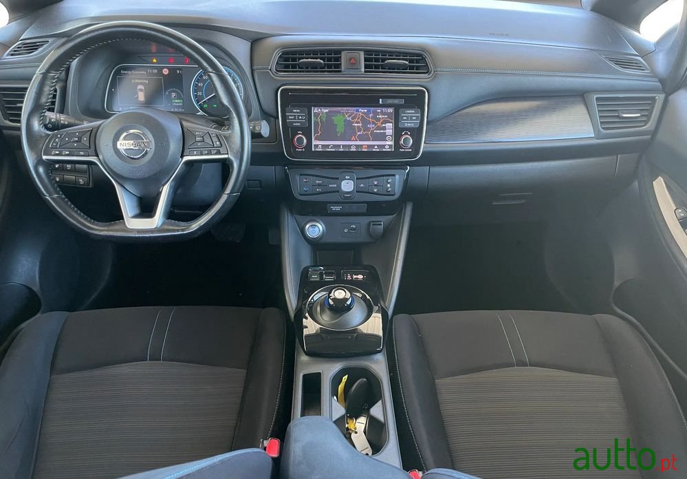 2018' Nissan Leaf N-Connecta photo #6