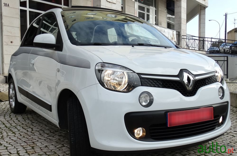 2016' Renault Twingo photo #2