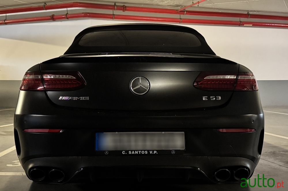 2020' Mercedes-Benz Classe E 4Matic+ photo #3