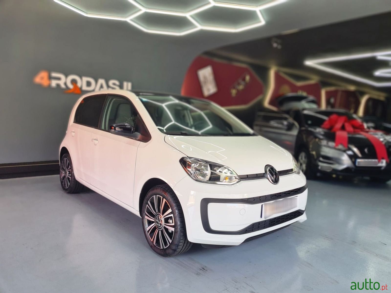 2022' Volkswagen Up photo #2