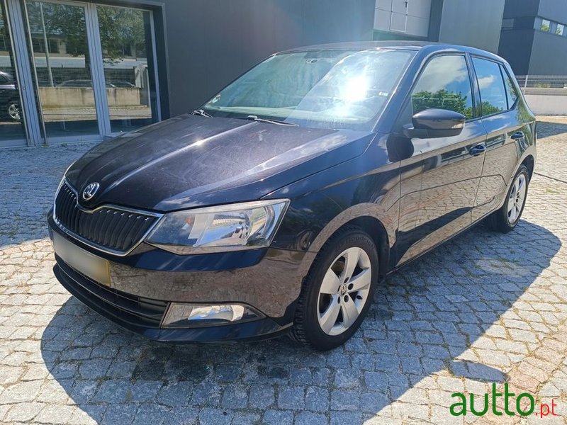 2015' Skoda Fabia 1.4 Tdi Style photo #6
