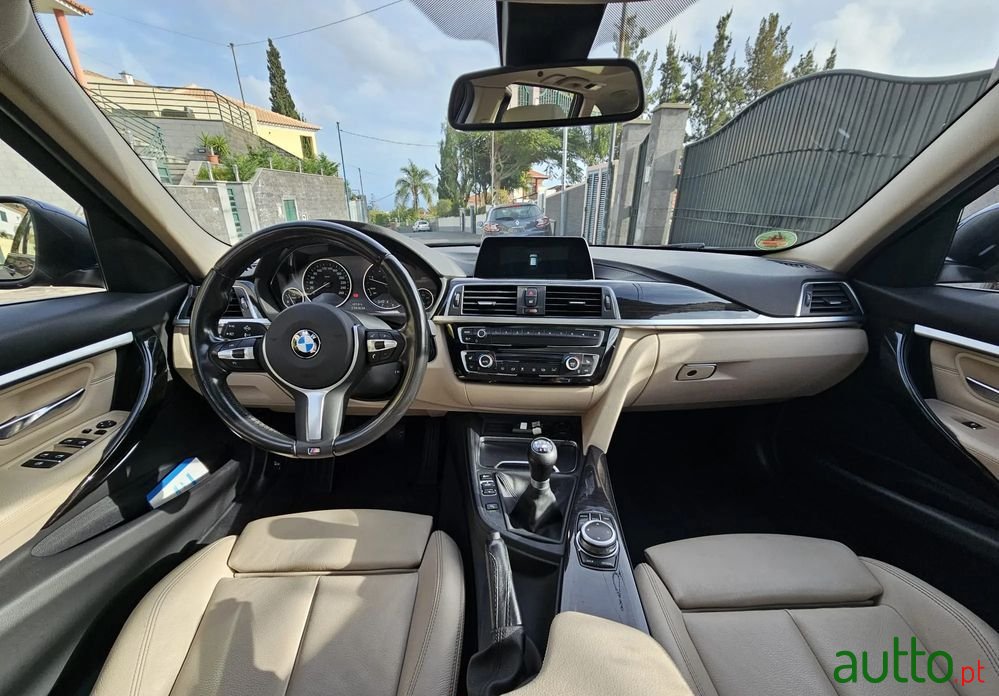 2018' BMW 318 D Touring photo #5