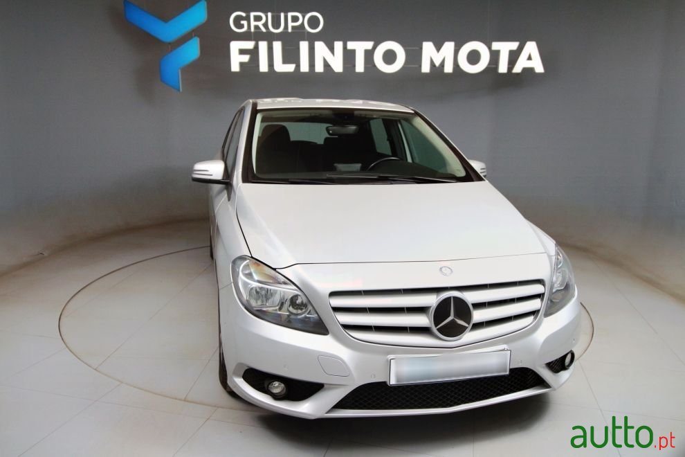 2014' Mercedes-Benz B-160 photo #1