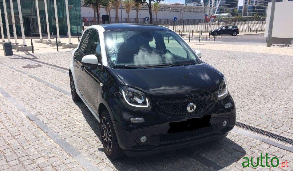 2017' Smart Forfour photo #2