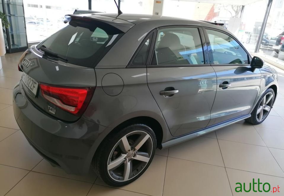 2019' Audi A1 Sportback photo #6