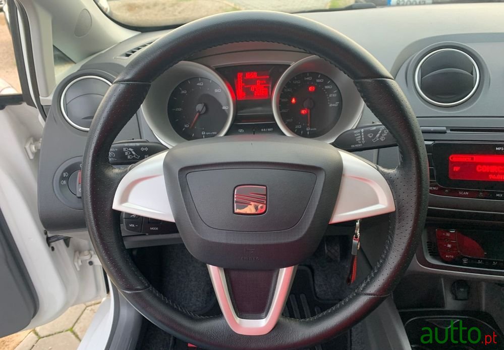 2011' SEAT Ibiza St 1.6 Tdi Copa Dpf photo #3