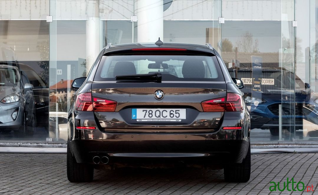 2015' BMW 520 photo #5