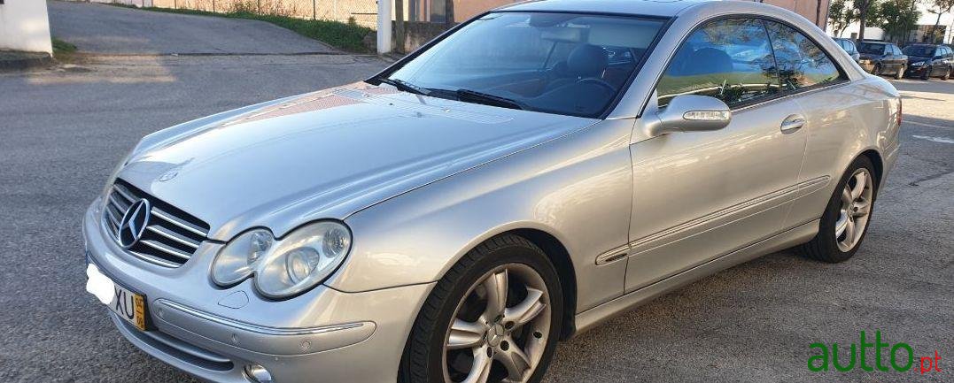 2004' Mercedes-Benz Clk-270 photo #2