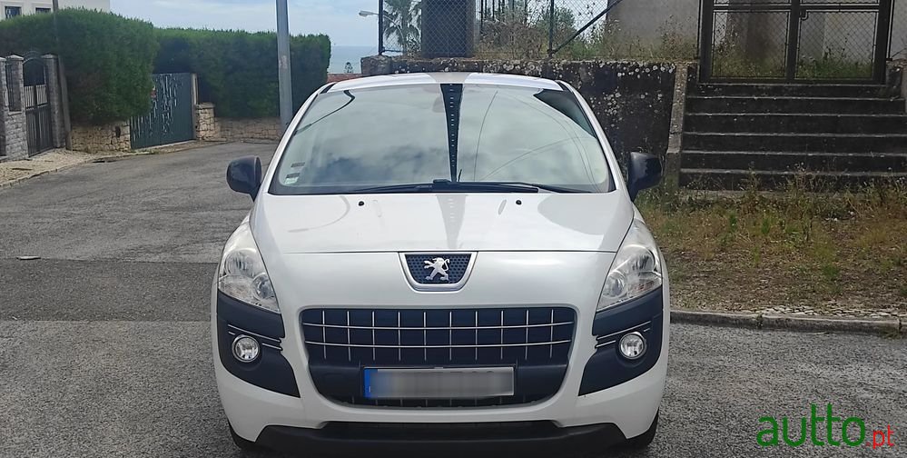 2013' Peugeot 3008 photo #3