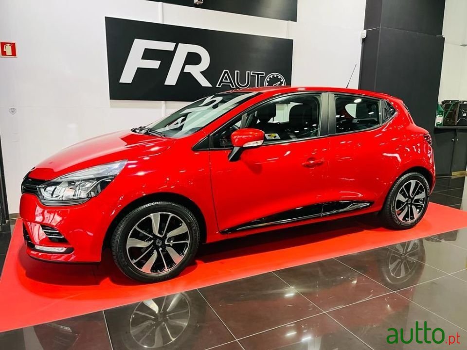 2018' Renault Clio photo #3