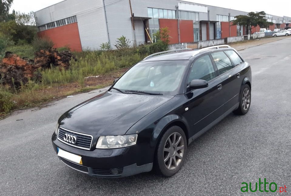 2002' Audi A4 photo #2