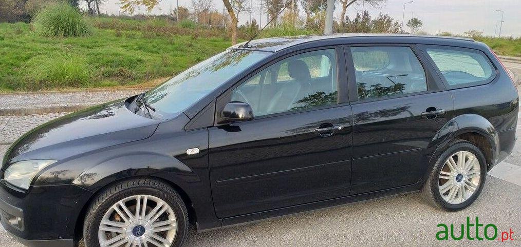 2006' Ford Focus Sw photo #2