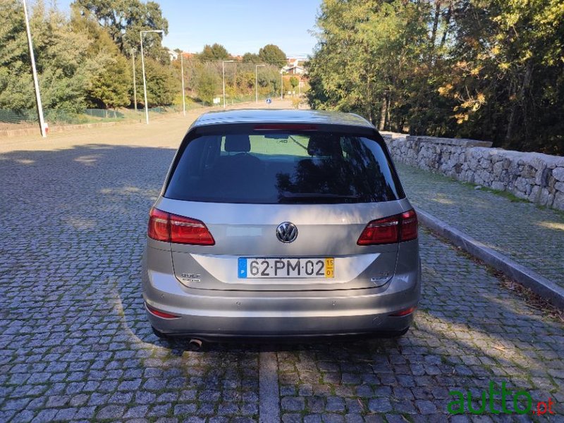 2015' Volkswagen Golf Sportsvan photo #6