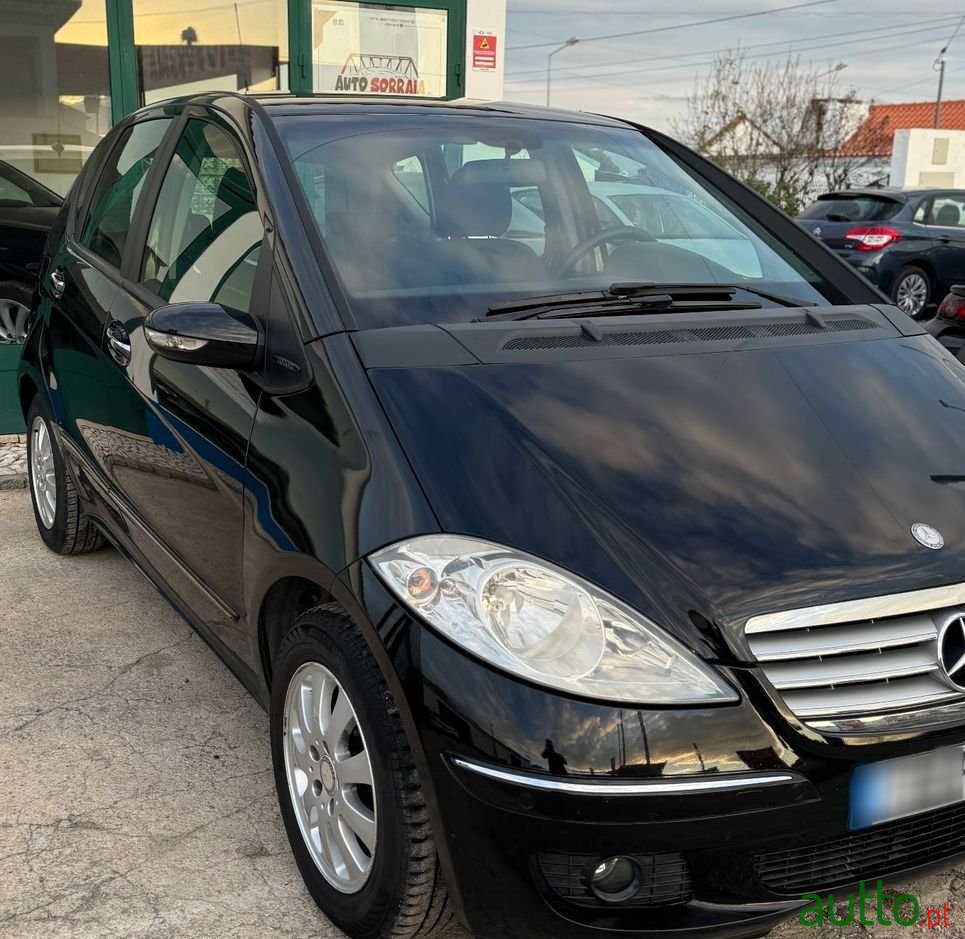 2008' Mercedes-Benz Classe A Elegance photo #2