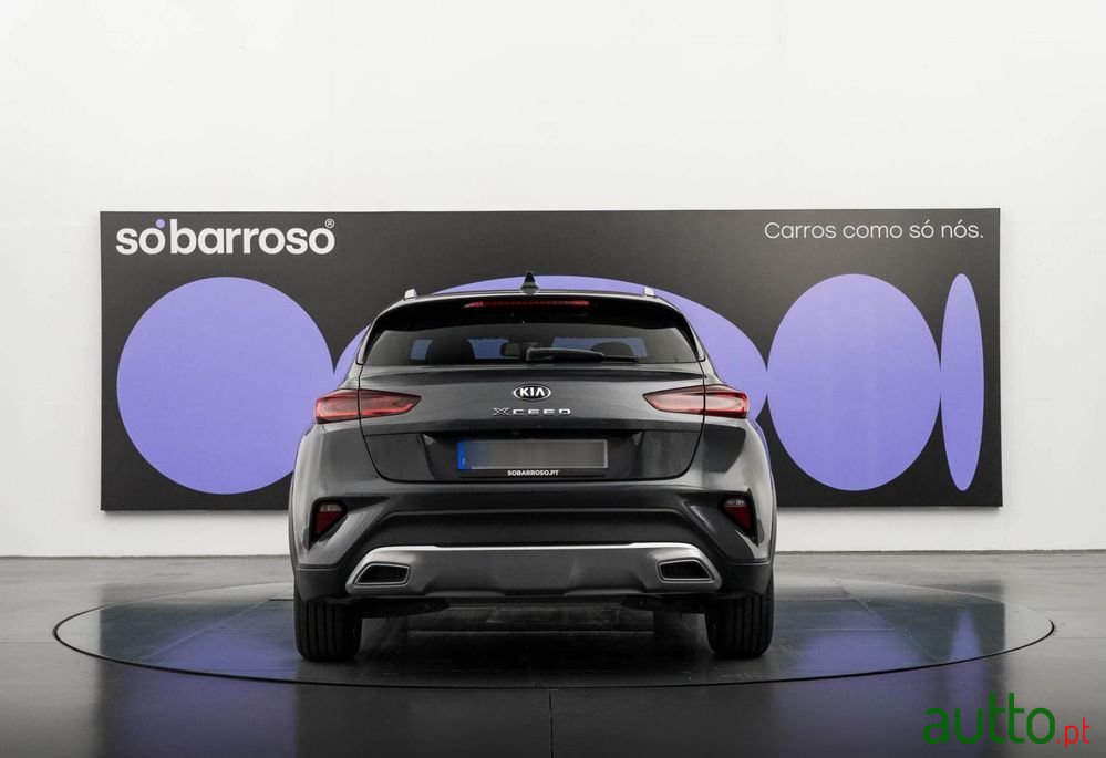 2020' Kia XCeed photo #3