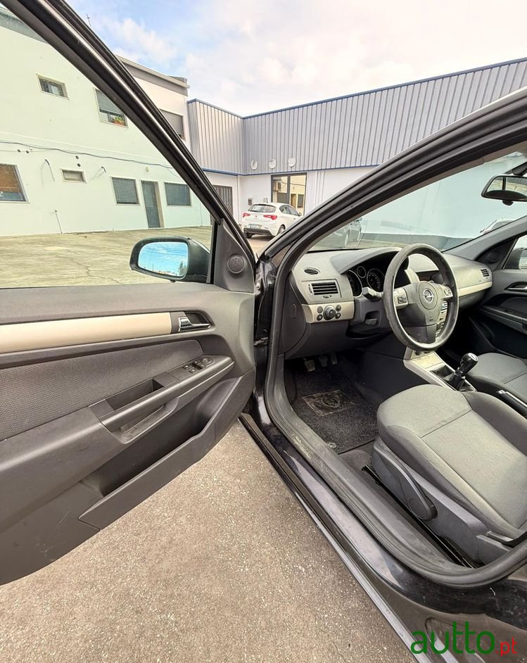 2007' Opel Astra photo #6