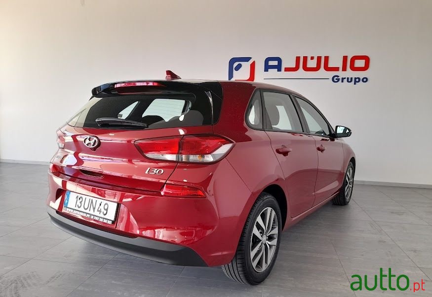 2018' Hyundai i30 photo #3