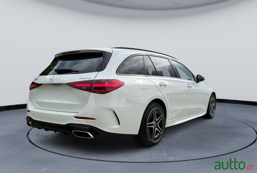 2023' Mercedes-Benz Classe C photo #5