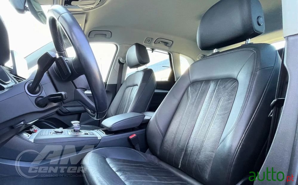 2018' Audi Q5 Sportback photo #6