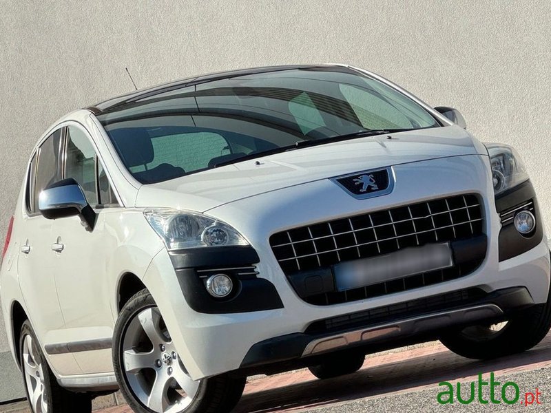 2012' Peugeot 3008 photo #1