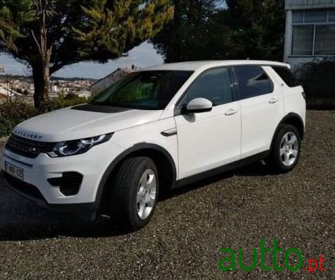 2016' Land Rover Discovery Sport photo #2