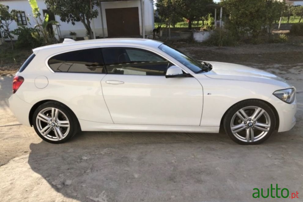 2014' BMW 120 photo #5