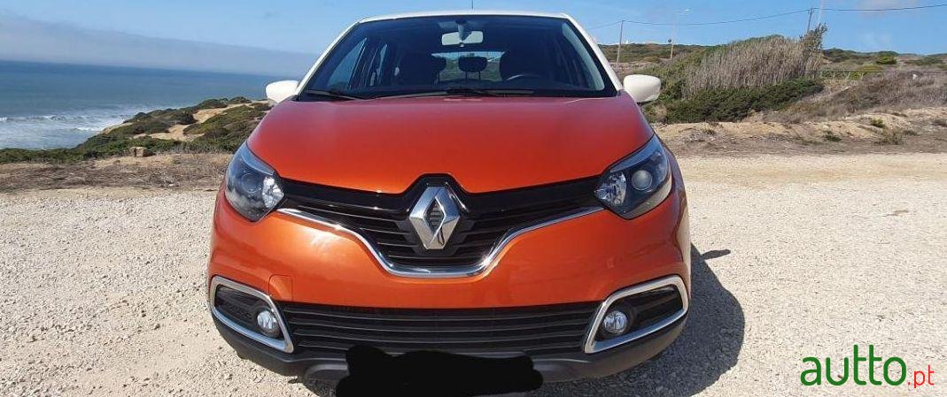 2016' Renault Captur photo #2