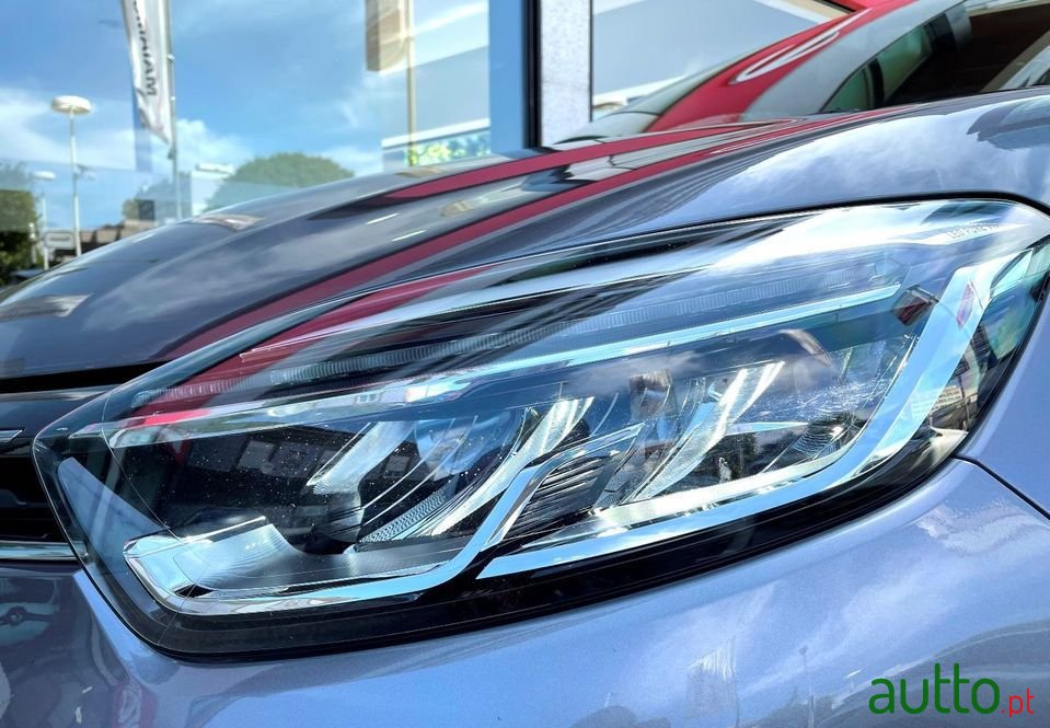 2019' Renault Captur photo #6