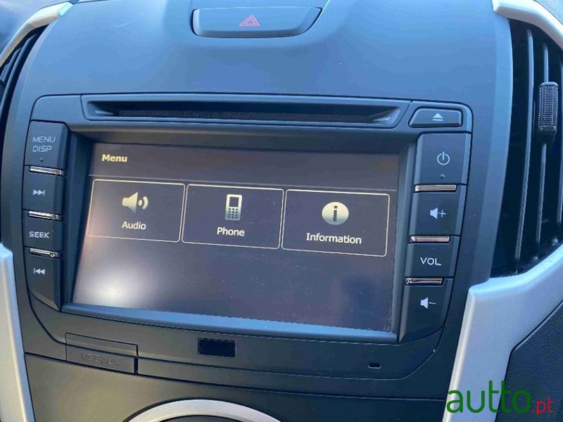 2020' Isuzu D-Max photo #7