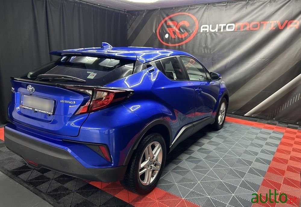 2021' Toyota C-HR photo #4