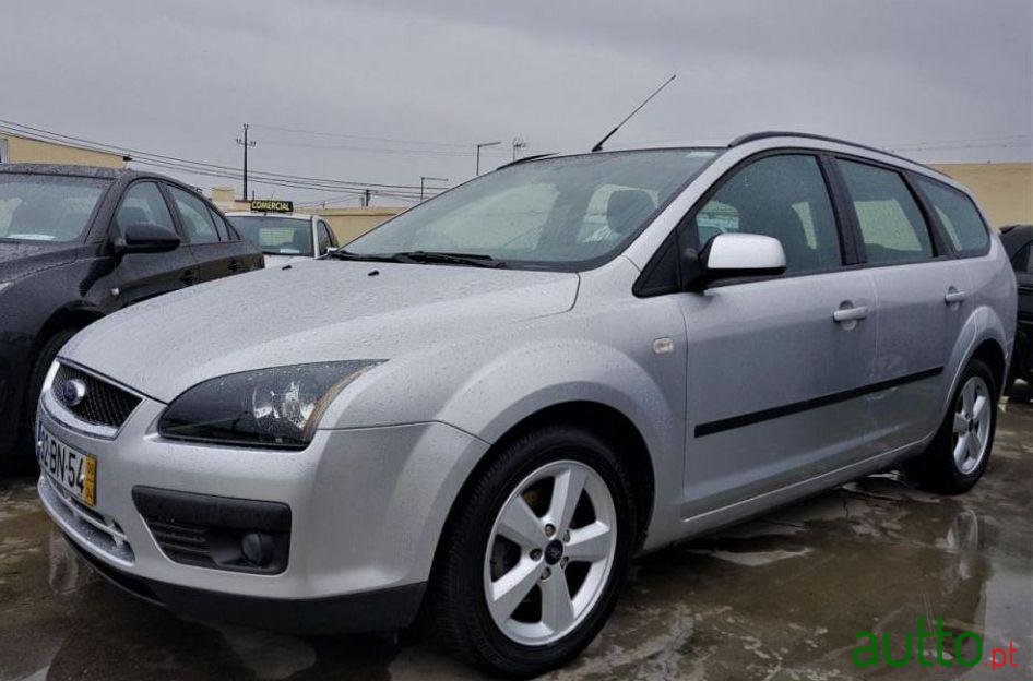 2006' Ford Focus Sw photo #2