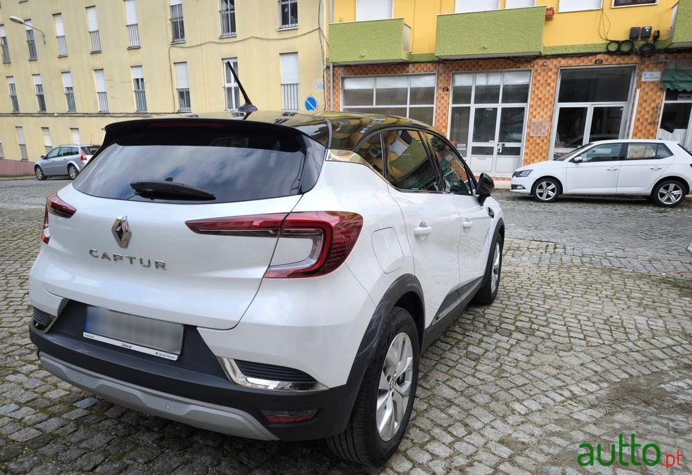 2022' Renault Captur 1.0 Tce Exclusive photo #5