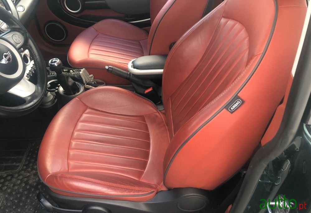 2009' MINI Cooper D 3 Portas photo #6