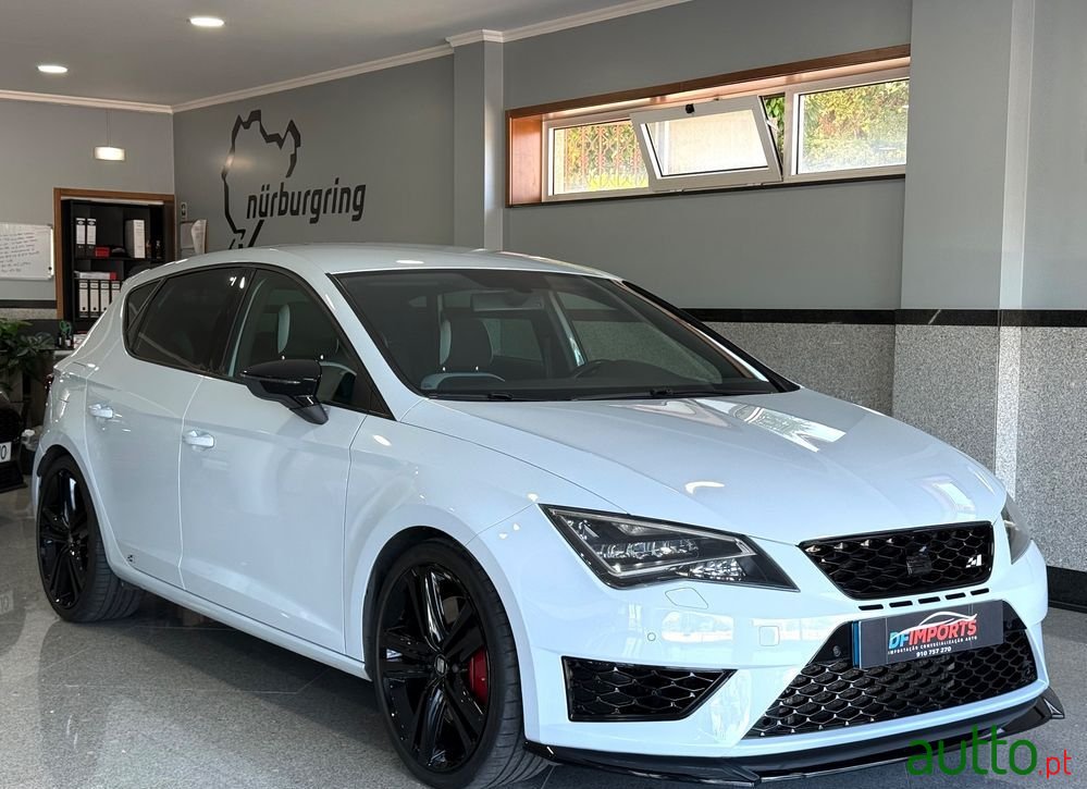 2014' SEAT Leon photo #5