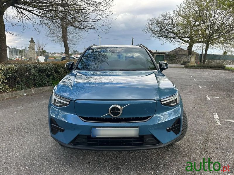 2022' Volvo Xc 40 photo #4